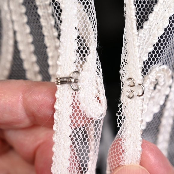 Elegant Cream Long Sleeve Lace Cardigan with Passementerie detailing. Size L - Picture 4 of 7